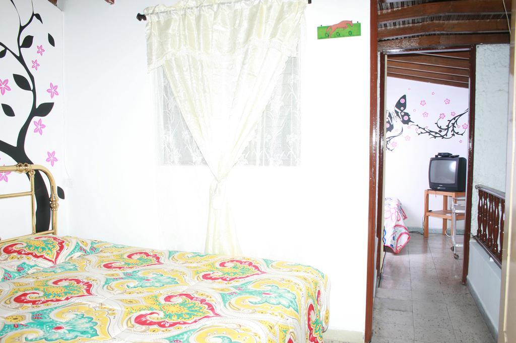 Hostal Monarca Medellín Rom bilde