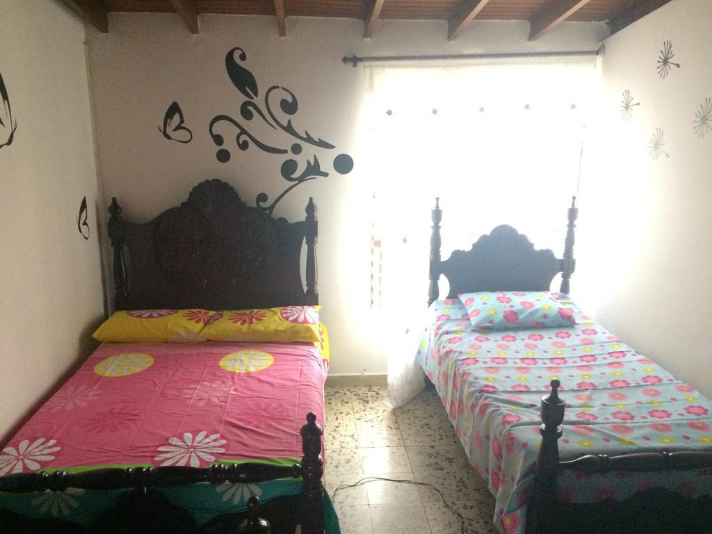 Hostal Monarca Medellín Eksteriør bilde